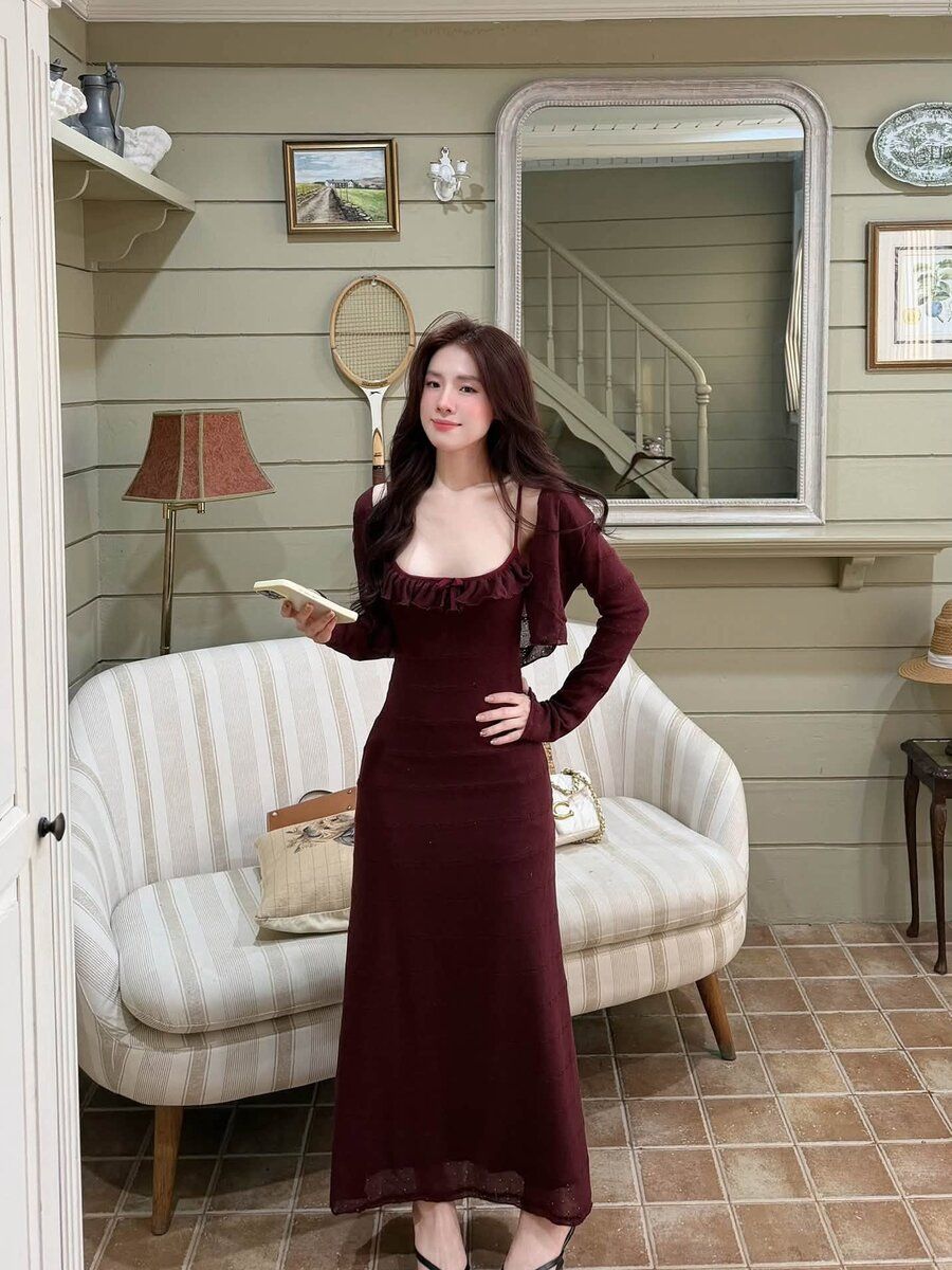 Set Váy Hai Dây Kèm Áo Khoác Cardigan Len Co Giãn Màu Đỏ Tôn Da - HCOM79559